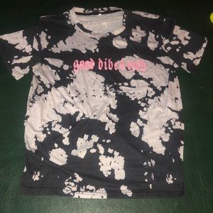 Black and grey Good vibes only T-shirt